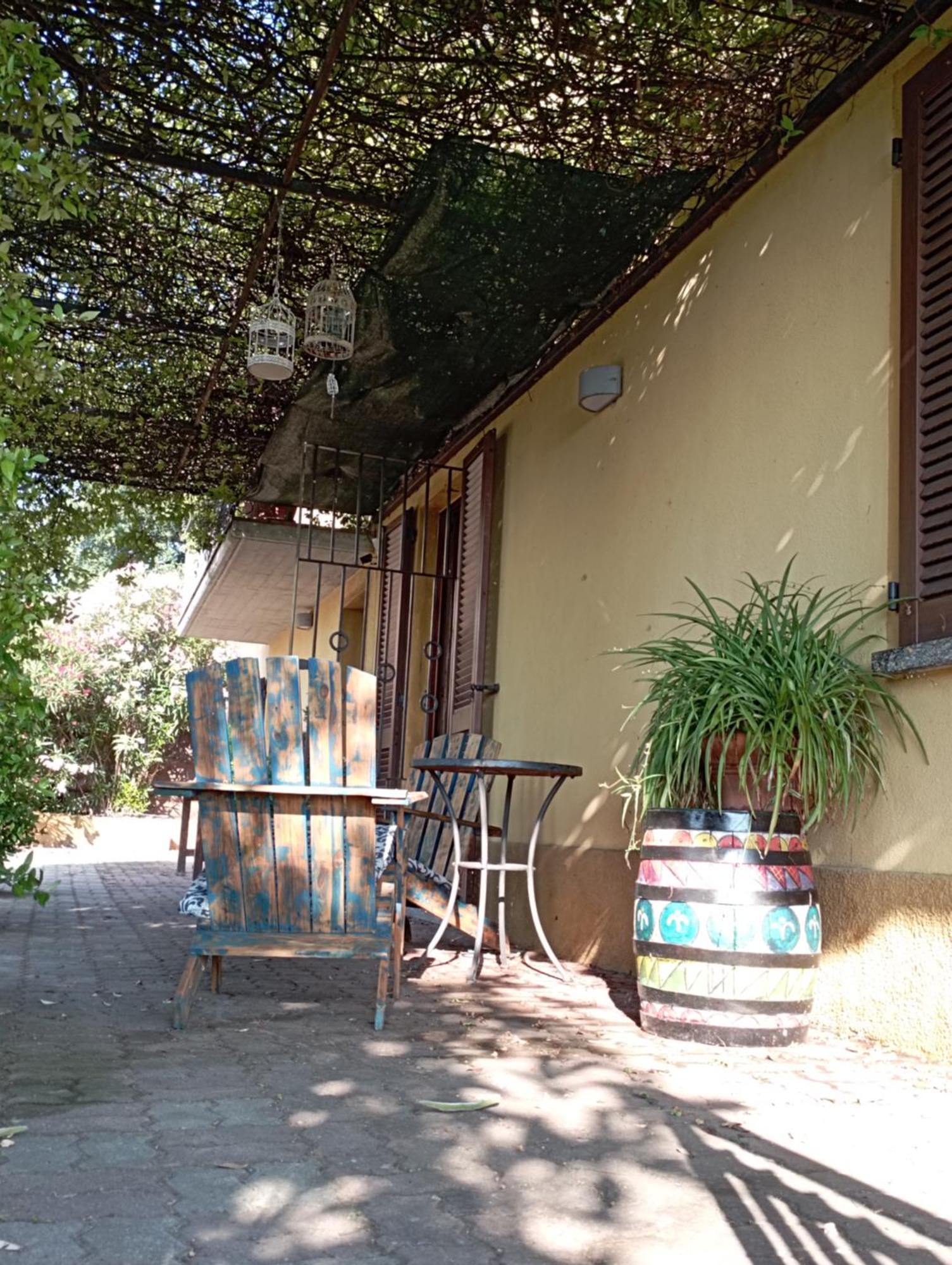 Casa Vacanza Il Colle Del Vento Calosso Dış mekan fotoğraf